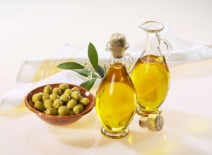 Chia sẻ bí quyết TRỊ nám da bằng dầu Oliu hiệu quả nhất